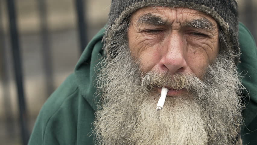 Read more about the article Novo projeto na Inglaterra doa cigarros eletrônicos para moradores de rua